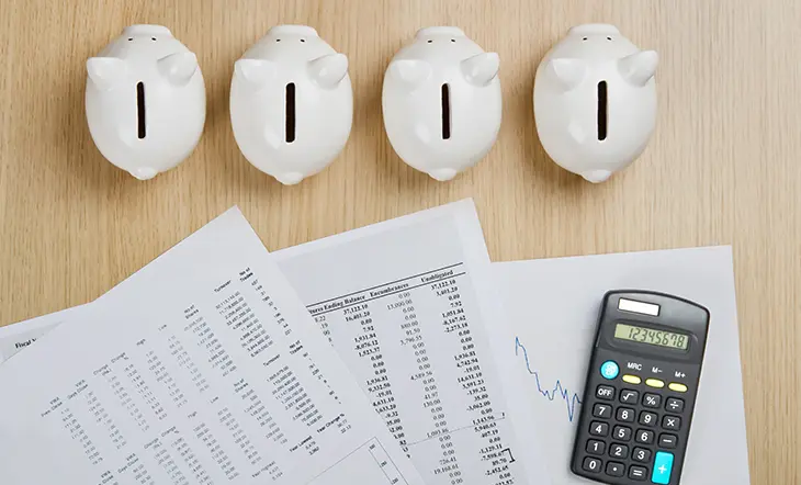 Roth IRA vs Pre-Tax Retirement Account